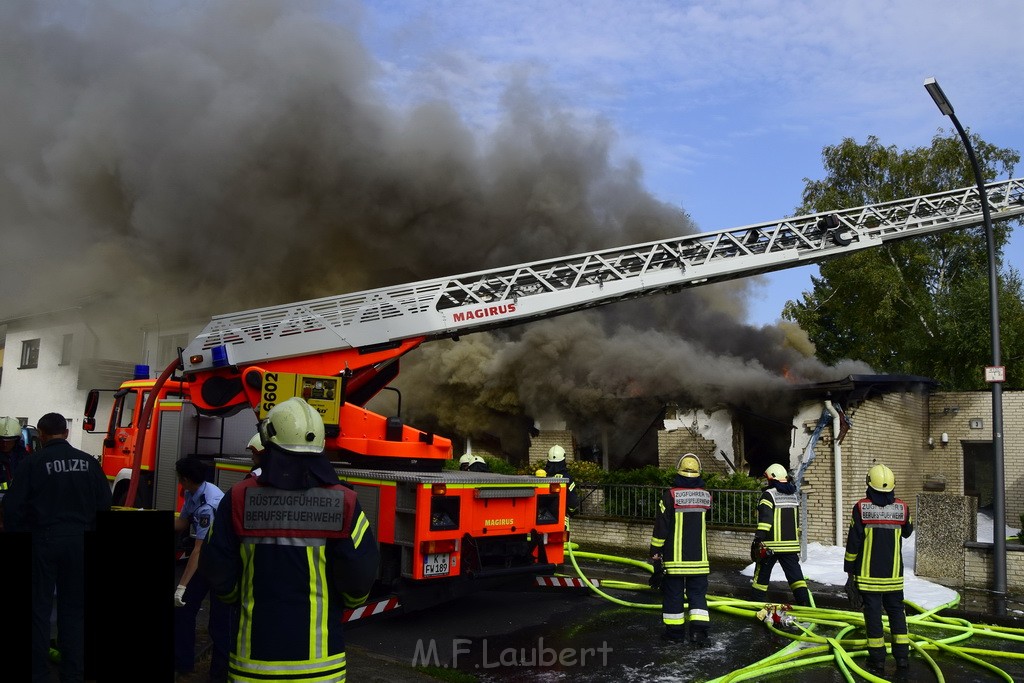 Feuer 2 Y Explo Koeln Hoehenhaus Scheuerhofstr P0105.JPG - Miklos Laubert